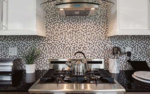 How to Create a Focal Point in Your Custom Kitchen